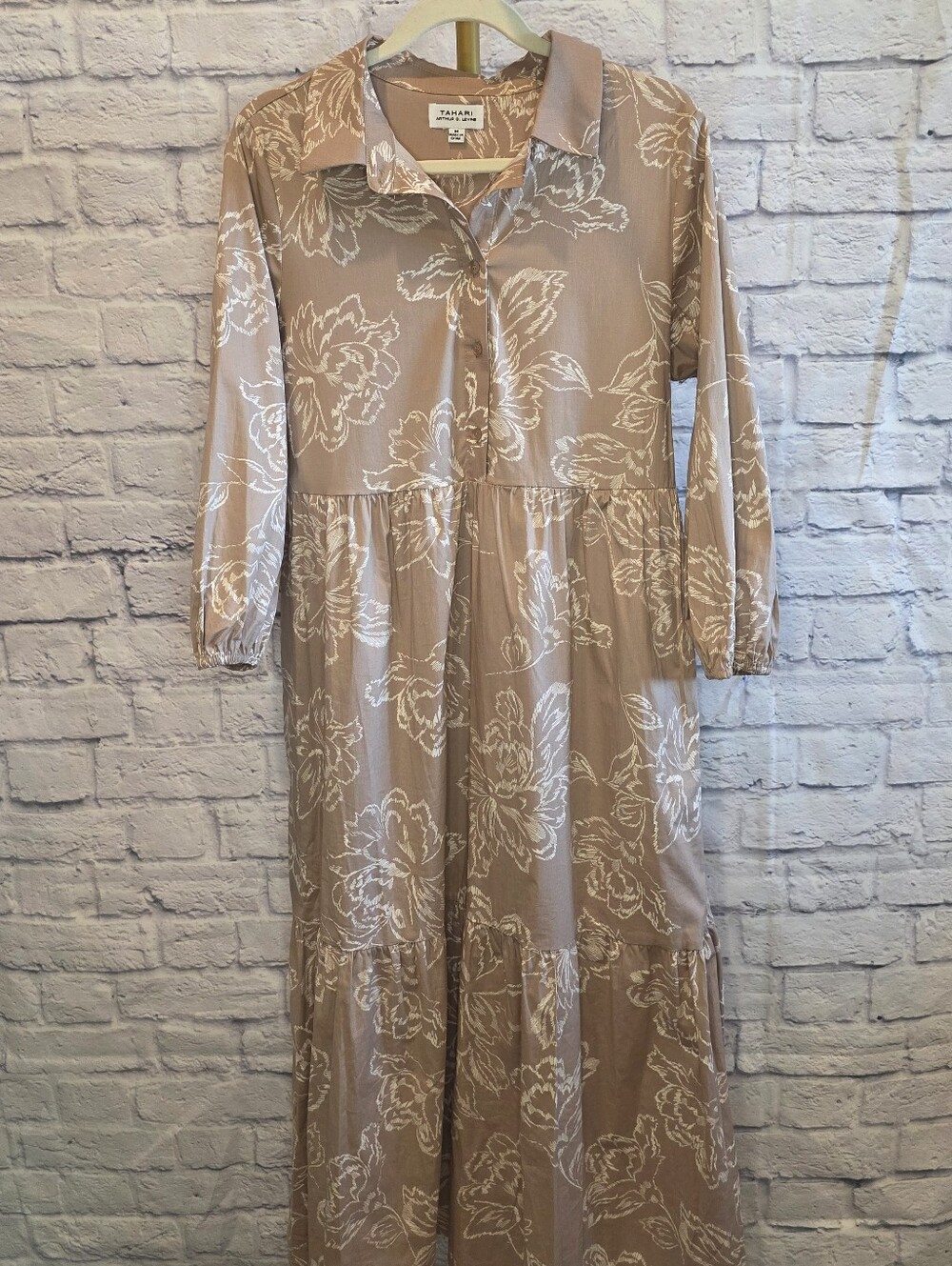 Tahari Maupe Taupe Floral Tiered Maxi Shirt Dress Size M With Pockets